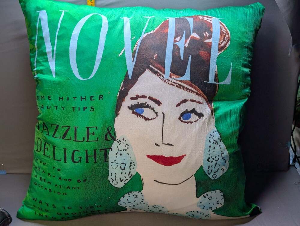 Kate Spade Novel Green Throw PillowRetro Fashion Portrait Feather Filled...